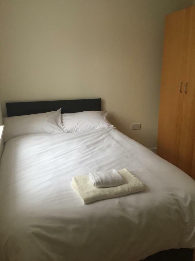 Riverside Views 2 Bedroom Apartment