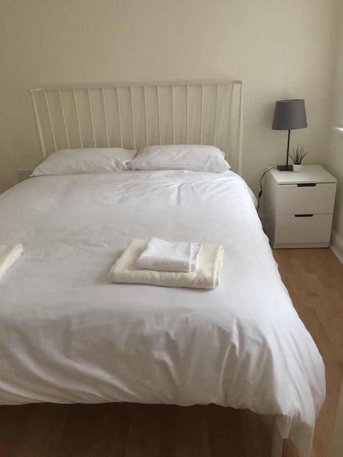 Riverside Views 2 Bedroom Apartment
